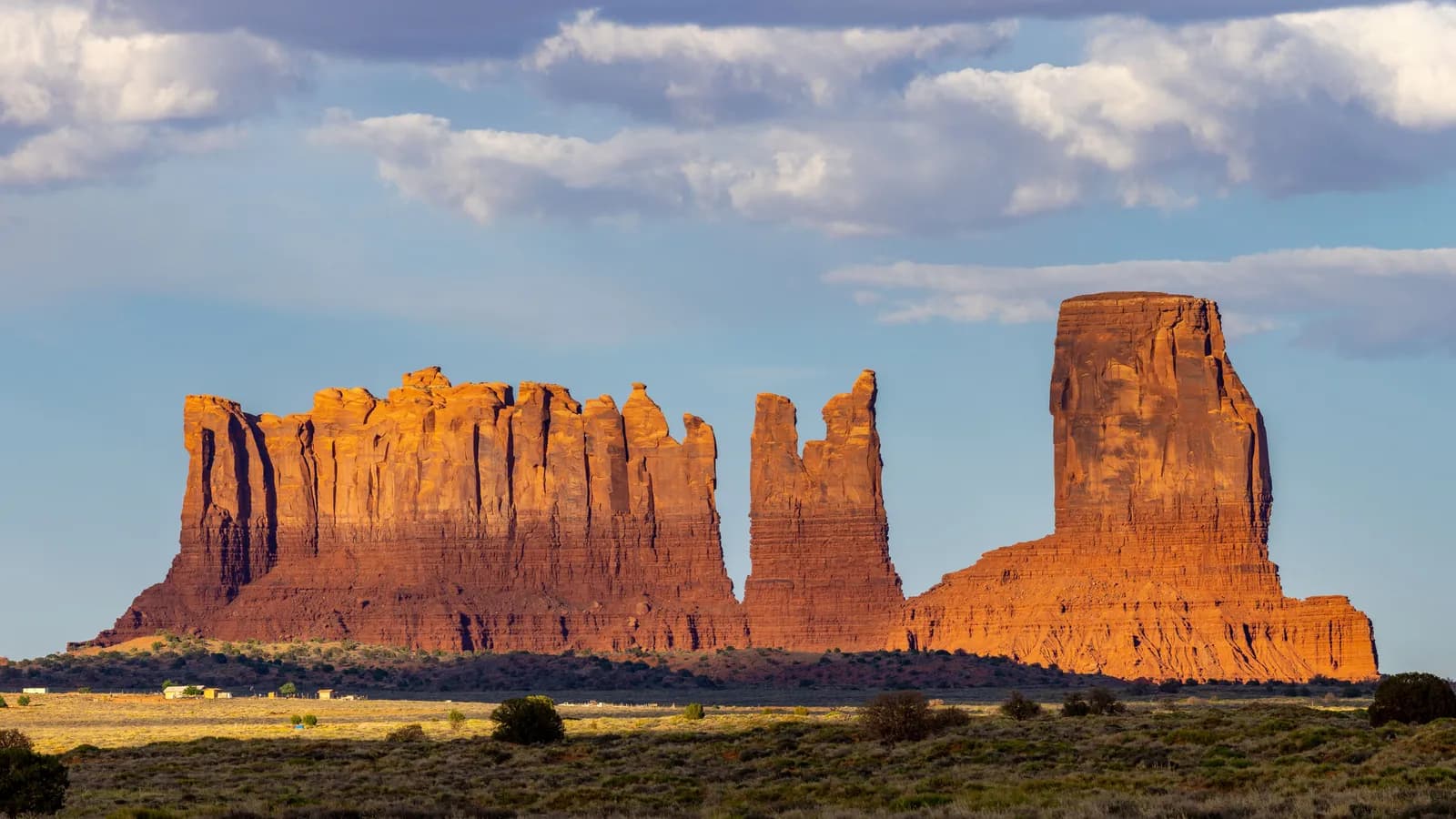 Monument valley sandstone buttes landscape at sunset in arizona desert wilderness