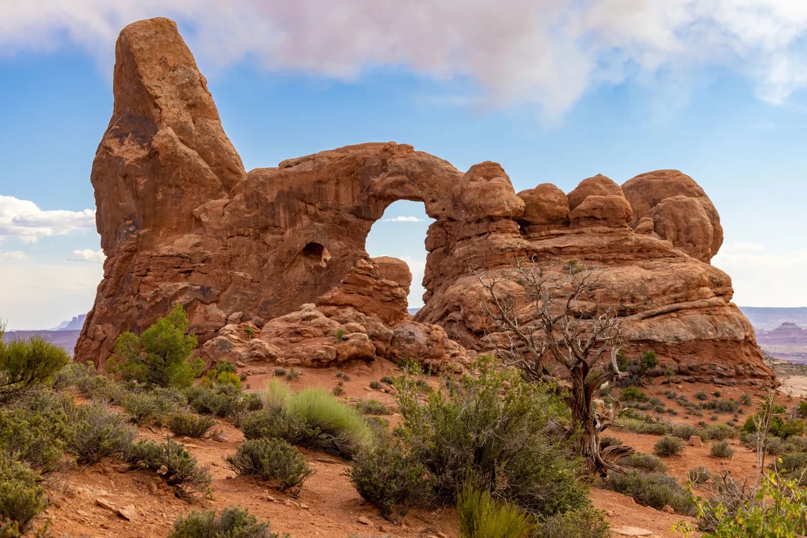 Turret arch rock formation in arches national park utah desert landscape